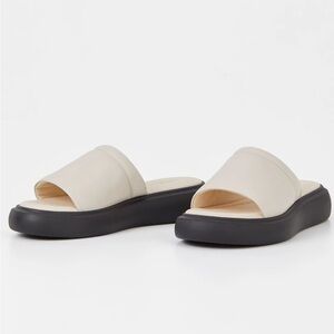 Vagabond Blenda White Slide Sandals NWT